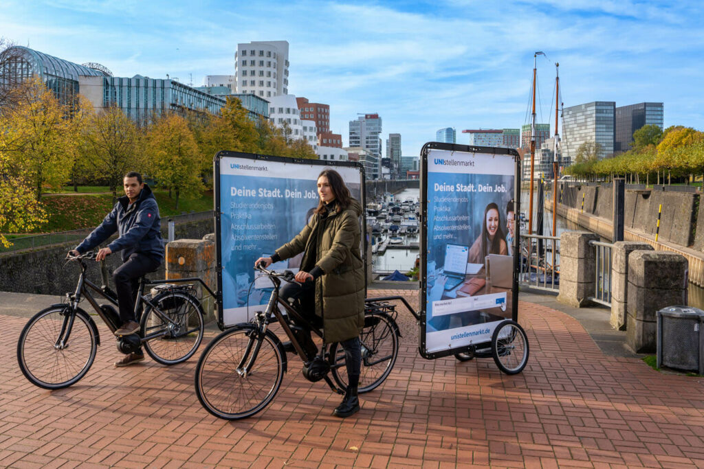 Fahrradwerbung in Düsseldorf mit CLP und XXL Anhänger