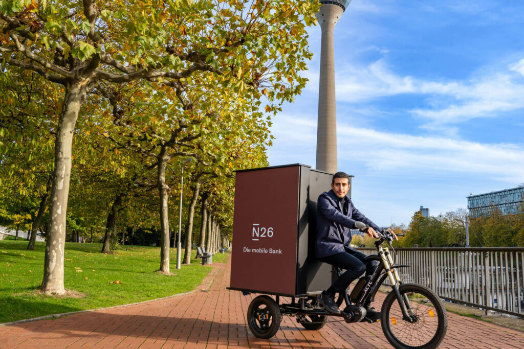 Fahrradwerbung in Düsseldorf in der Nähe des Landtags