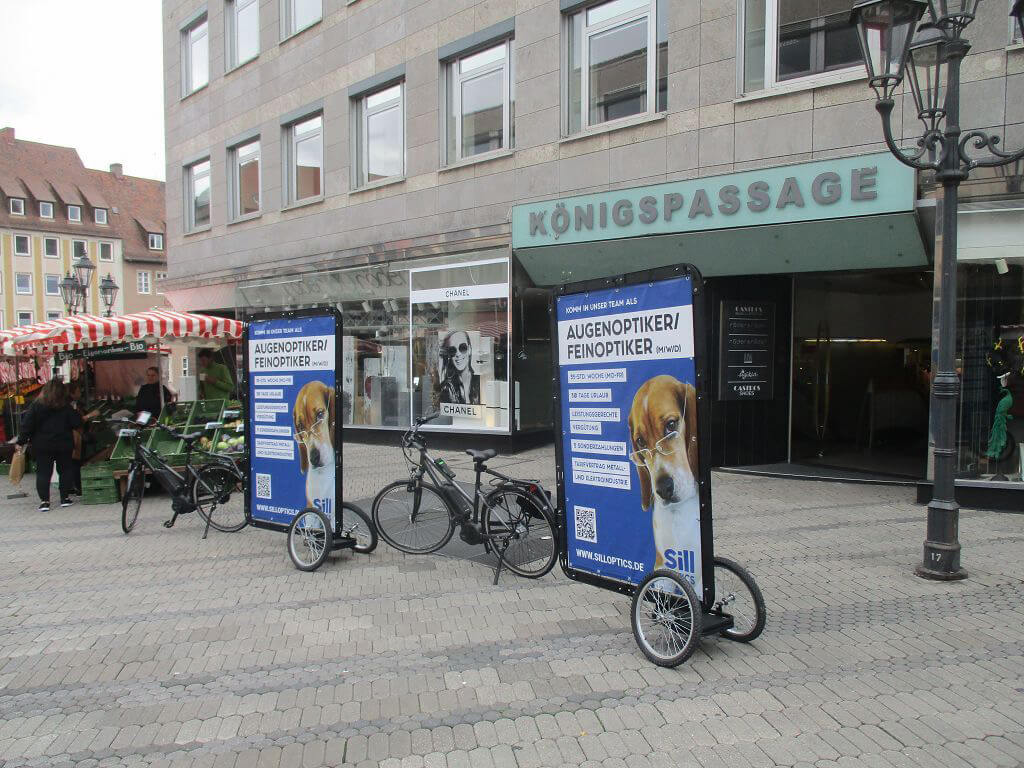 Fahrradwerbung direkt auf dem Markt