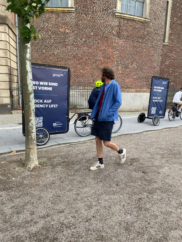 Fahrradwerbung in Düsseldorf ist ein echter Hingucker